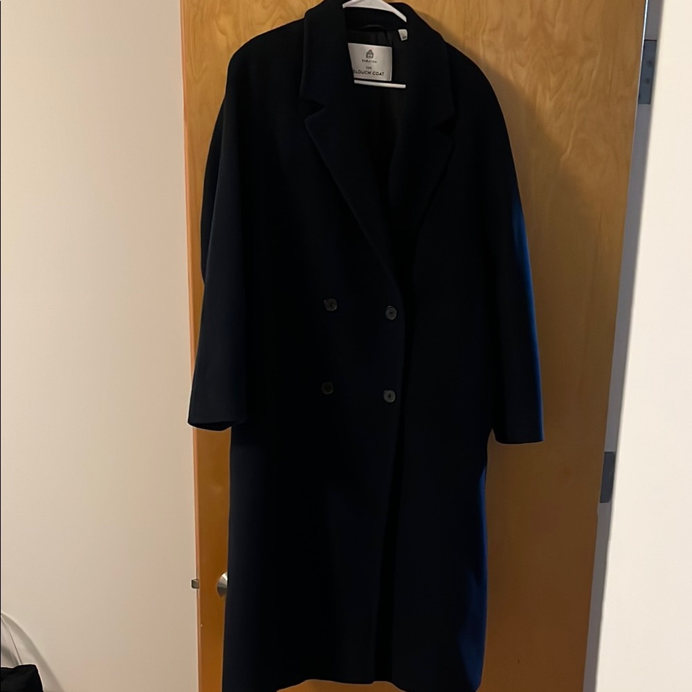 Aritzia Babaton
The Slouch™ Coat - Soft Wool Cashmere in Navy